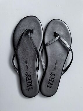 TKEES Leather Sandals in Pewter finish